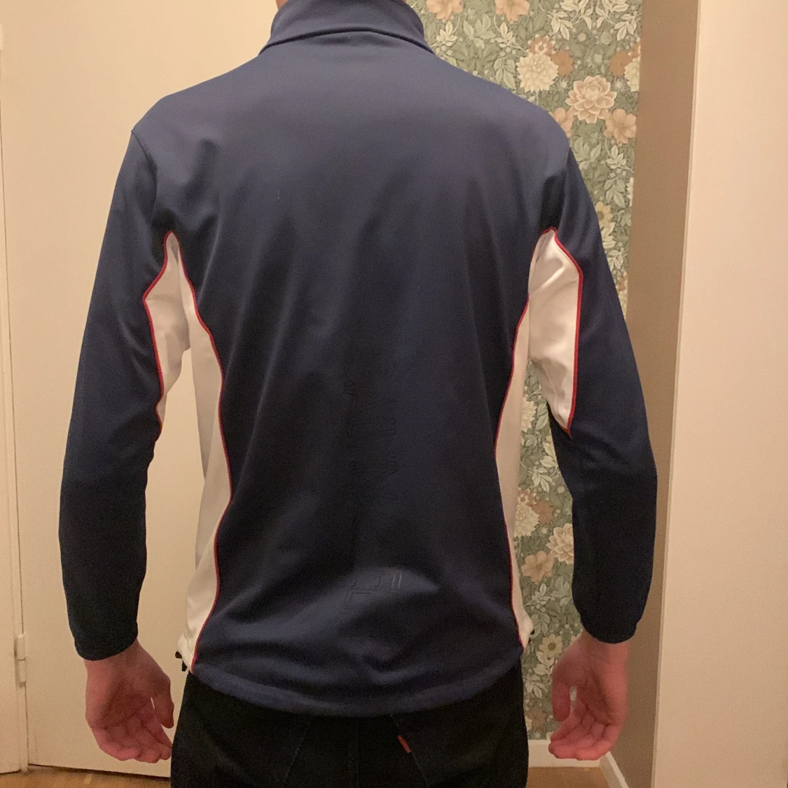 Mörkblå träningsjacka från Galvin green - 90