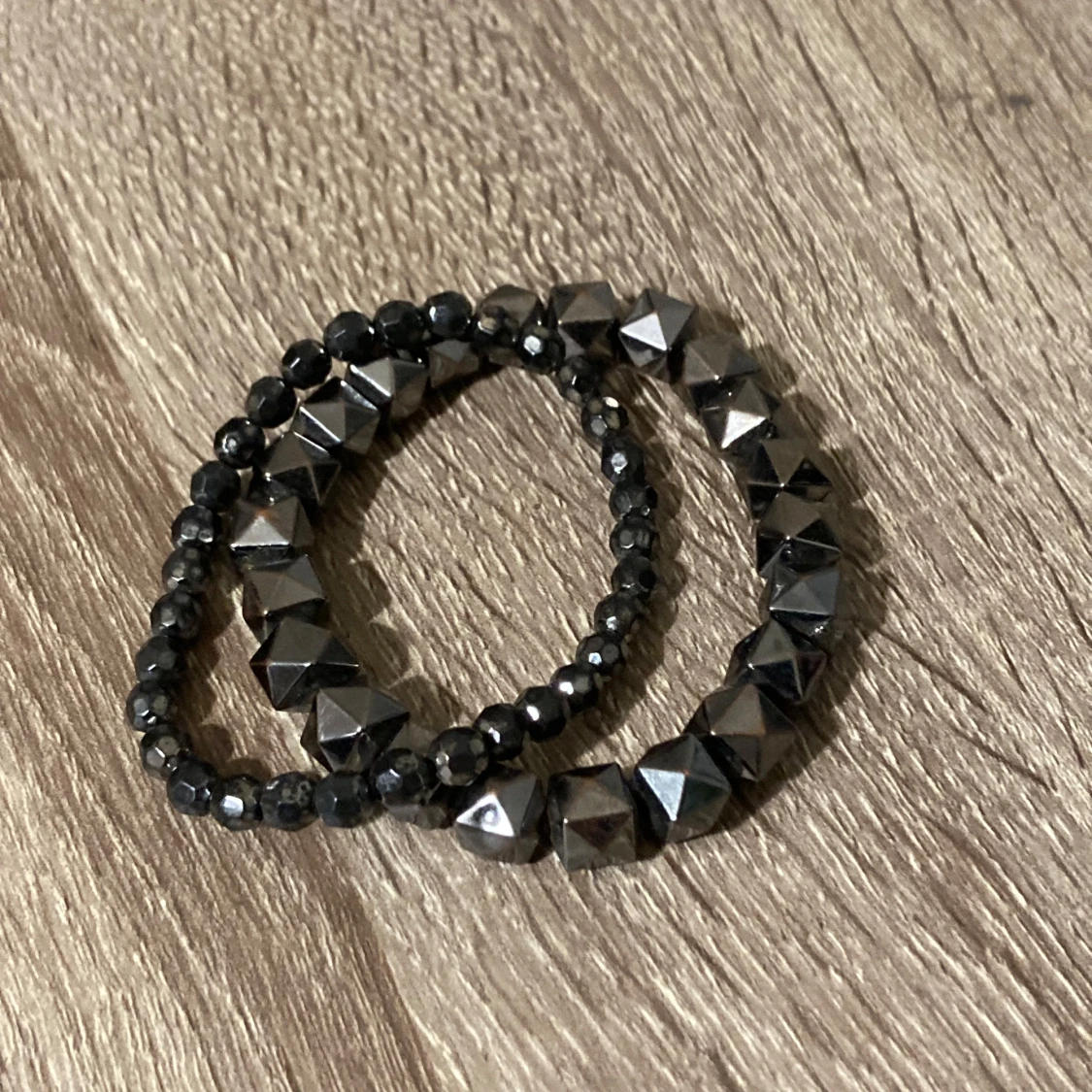 Svart och silver armband