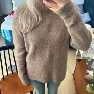 Beige stickad tröja från inwear i storlek S❣️