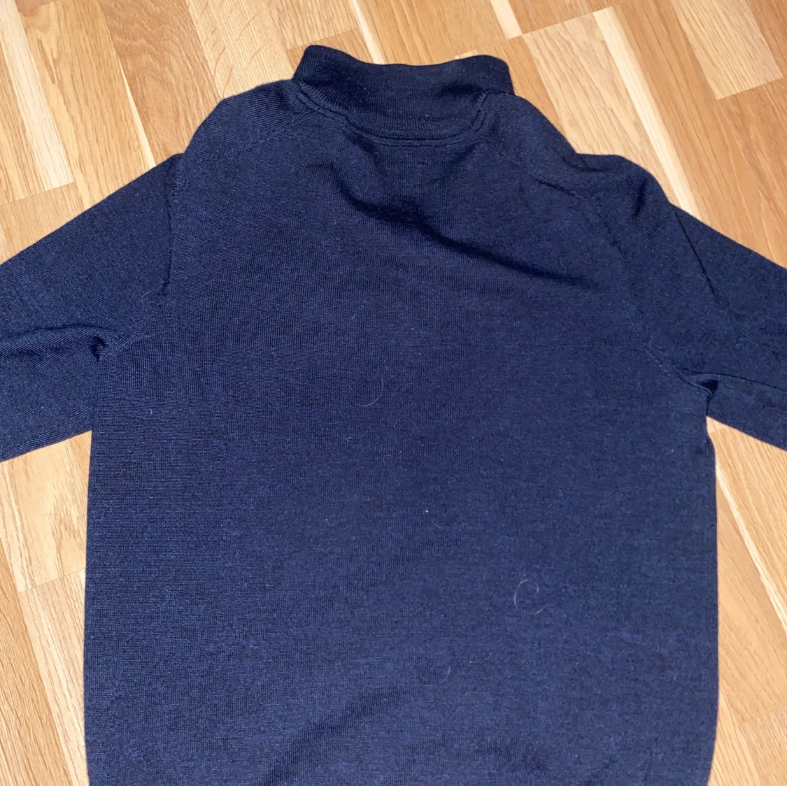 Mörkblå ulltröja från Morris - 91