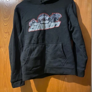 Trapstar dress - Okej skick.