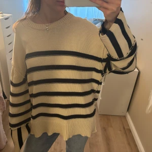 Stickad Dagmar tröja  - Super snygg stickad tröja från hous of Dagmar💖 kommer tyvärr inte till användning 