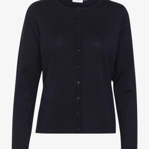 Saint tropez kofta - Säljer denna fina mörkblåa kofta från saint tropez, den är i super fint skick! Nypris:349kr