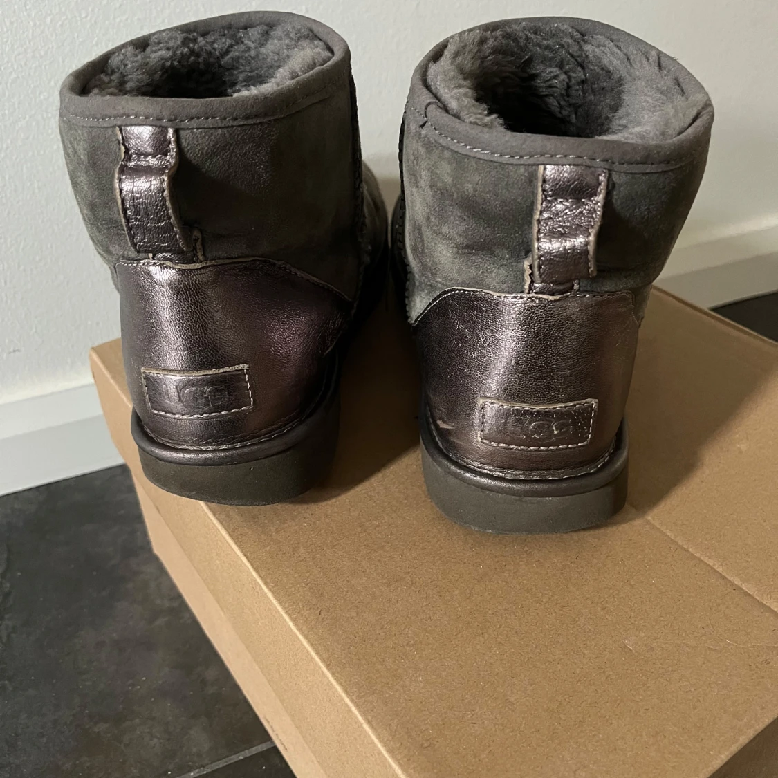 UGGs - 91