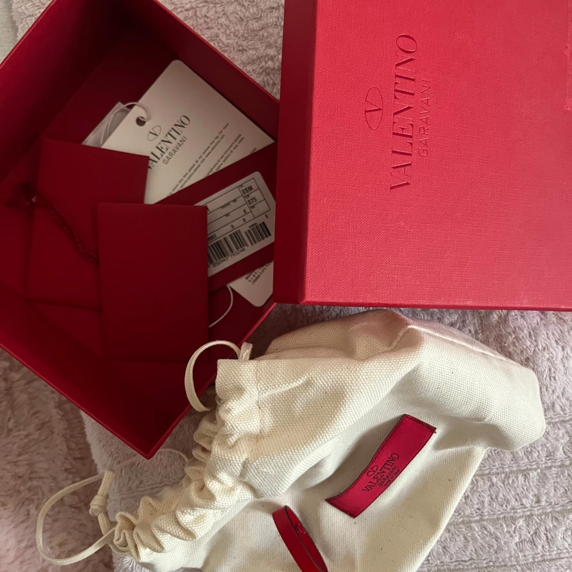 Svart skärp från Valentino - 90