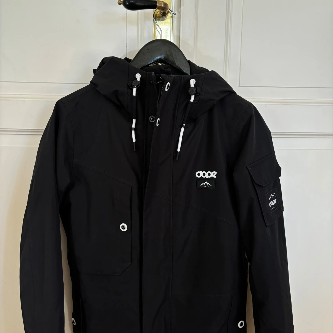 Svart jacka från Dope