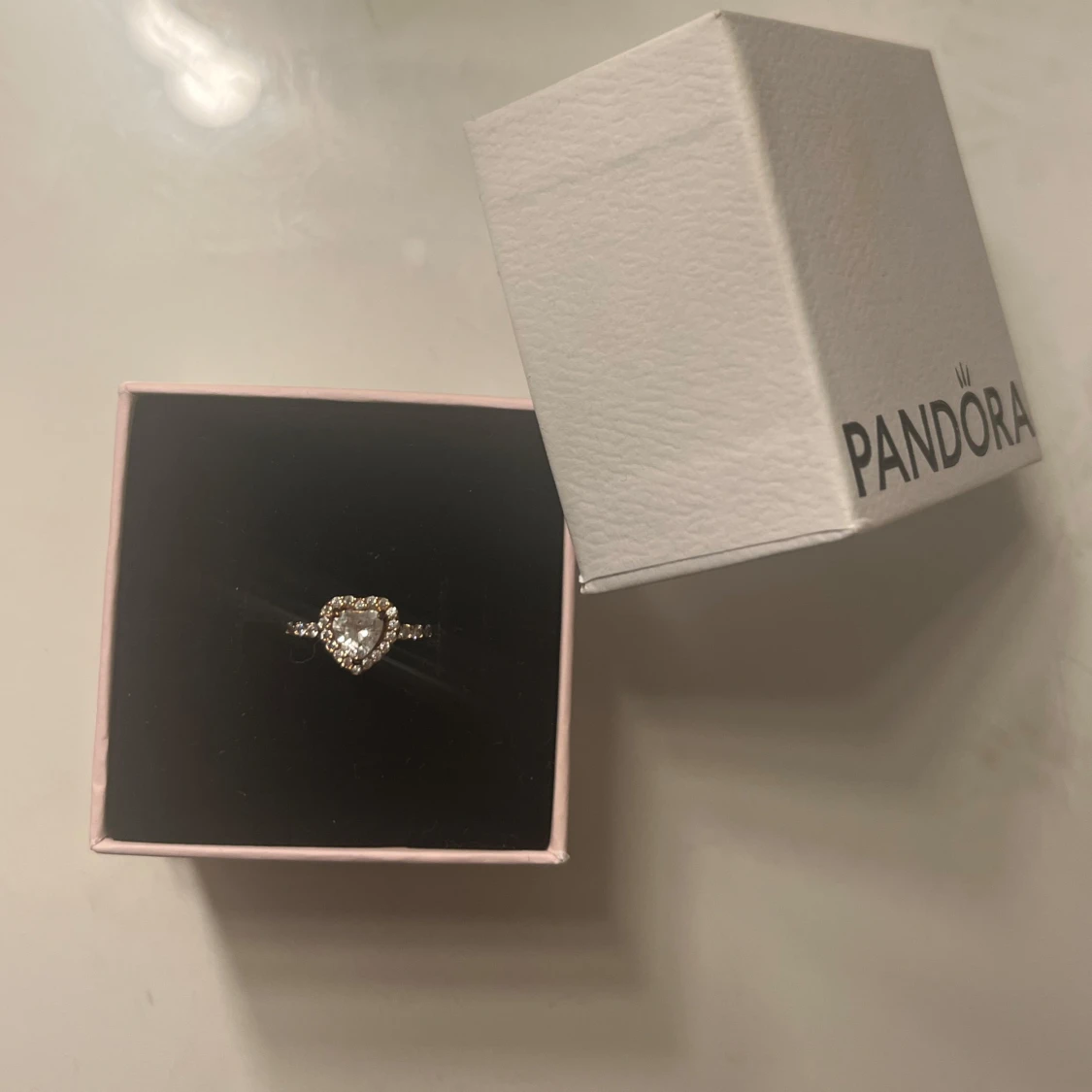 Roséguld med hjärta från Pandora - 1