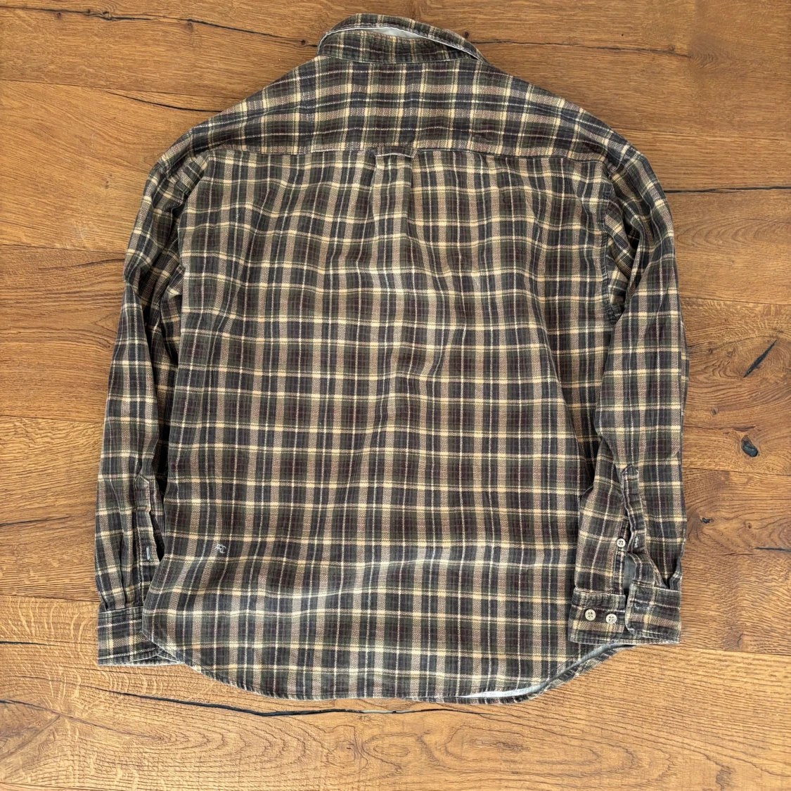 Rutig skjorta från R&R - 2