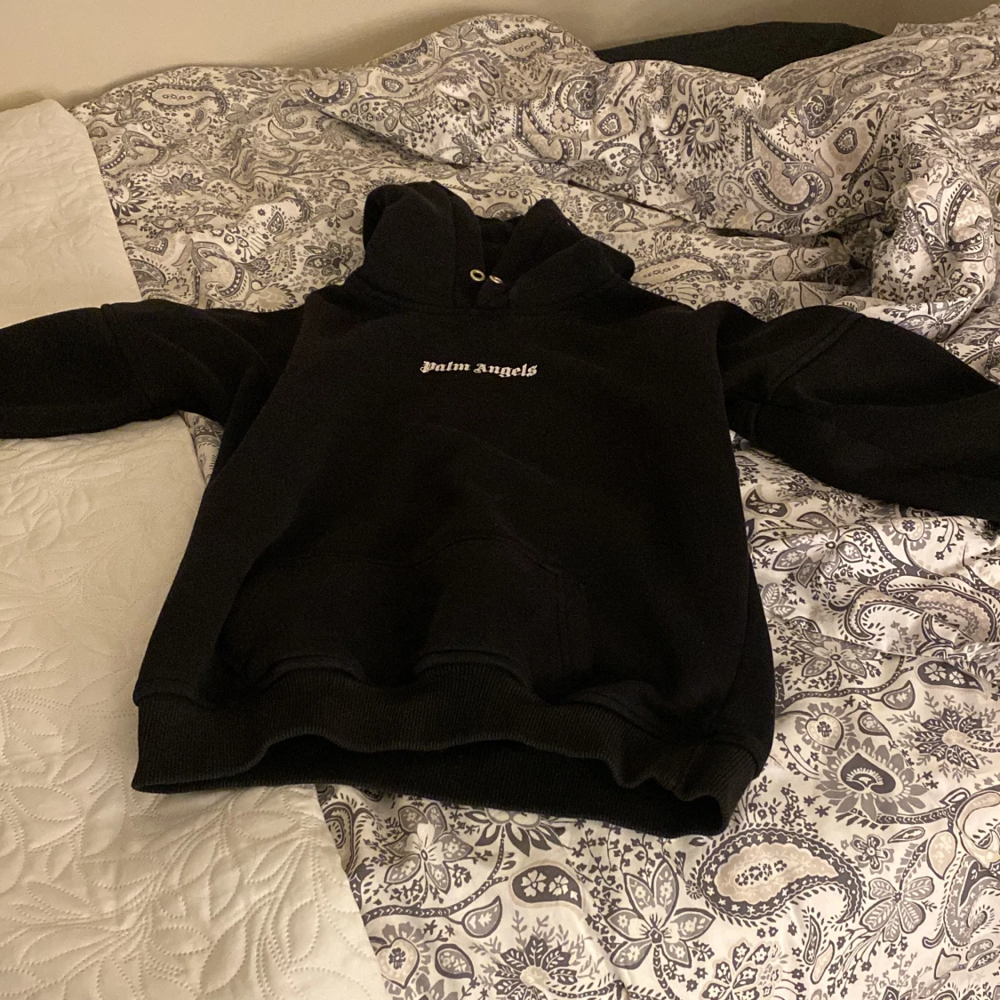 Svart hoodie från Palm Angels