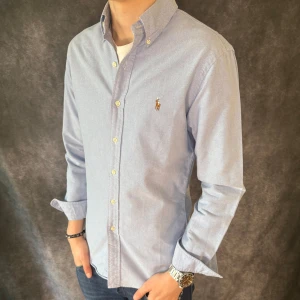 RALPH LAUREN SKJORTA - Ralph Lauren Skjorta - Storlek M - Nypris ca 1800kr - Deluxecloset 