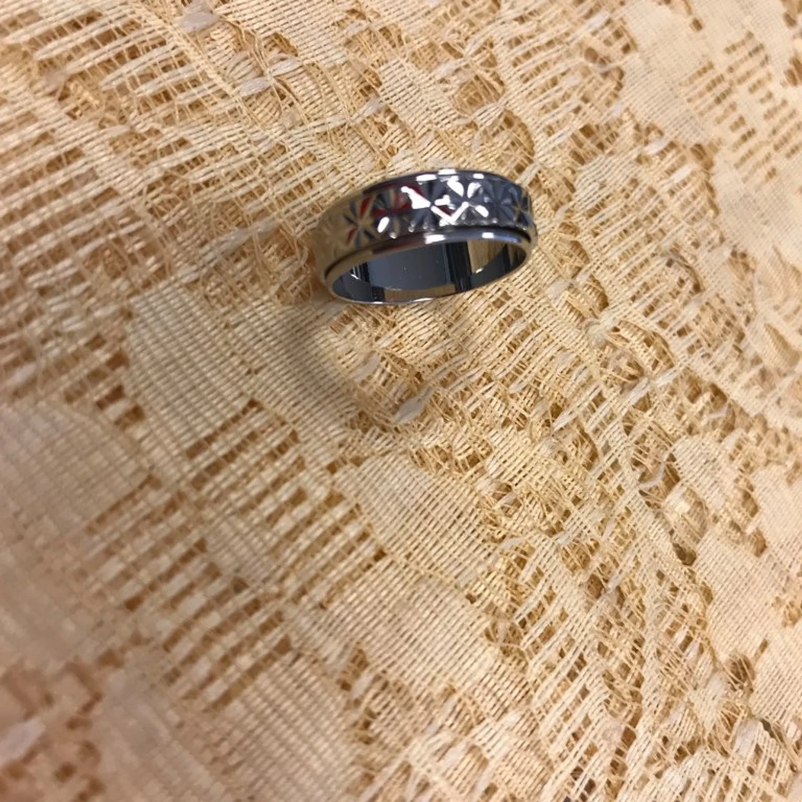 Anti-Stressring  ring med stjärnmönster - 90