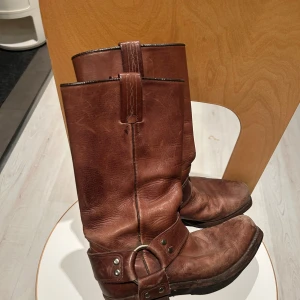Cowboy boots - Super Fina vintage Tony Mora boots. Är i storlek 37. Jätte snygga och unika.