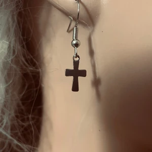 Made by prisförslag - 1 par örhänge  - Made by prisförslag - 