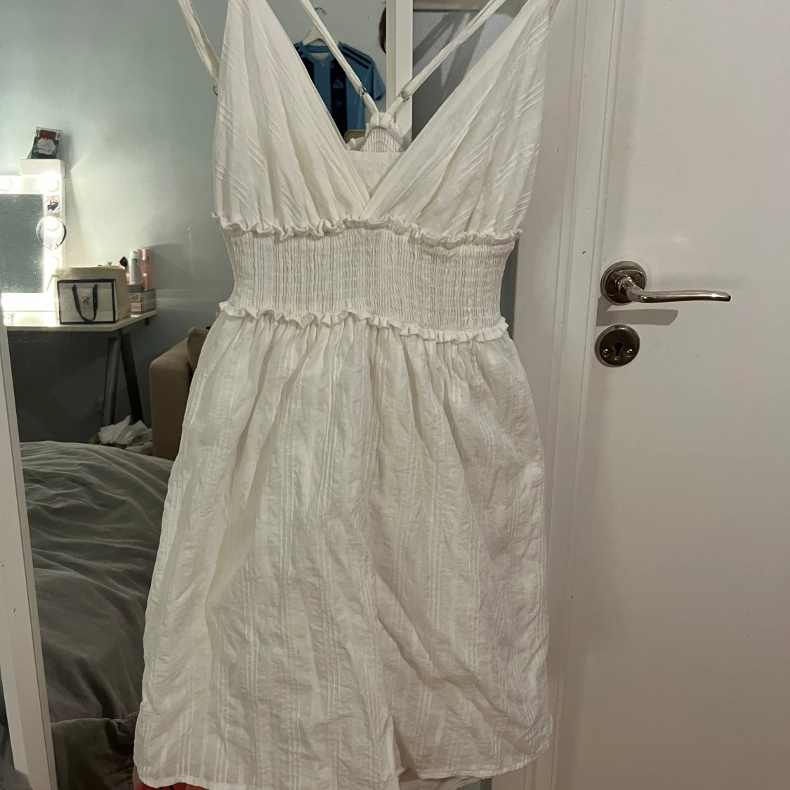 Vit sommarklänning - 1