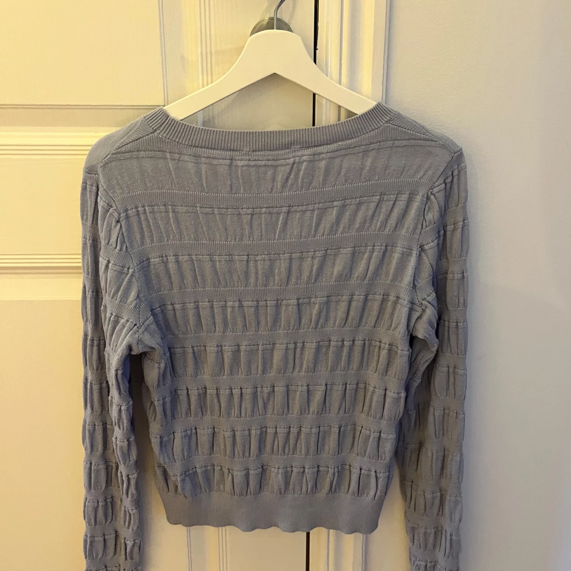 Ljusblå stickad tröja från MNG - 2