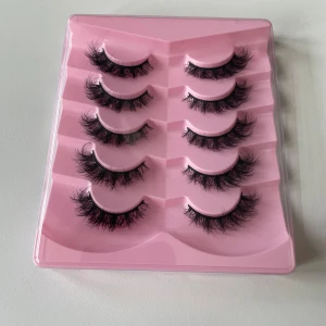 Lösögonfransar  - Nya oanvända fransar! Hör gärna av er vid intresse!🫶🏻