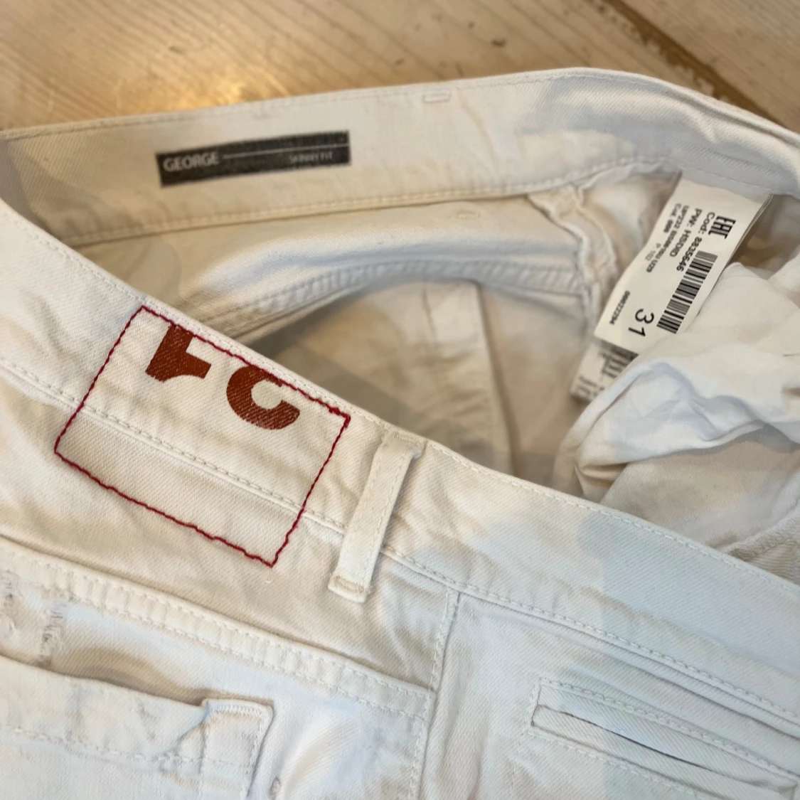 Vita jeansbyxor från Dondup - 3