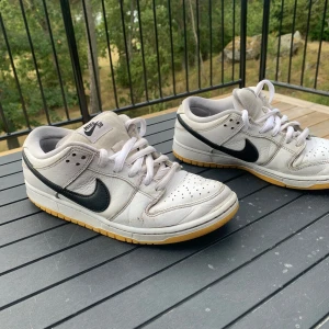 Nike SB Dunk Low White Gum - Size - 40 Condition - 6/10