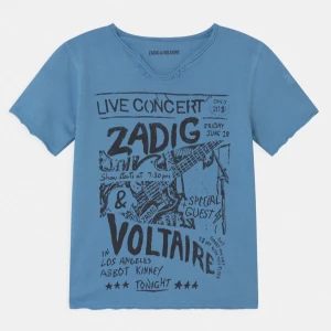 Zadig och Voltaire  - Säljer min jätte fina zadig och Voltaire tröja då den inte kommer till användning längre ❤️ ny skick, ny pris är runt 500 (pris kan diskuteras🤗)
