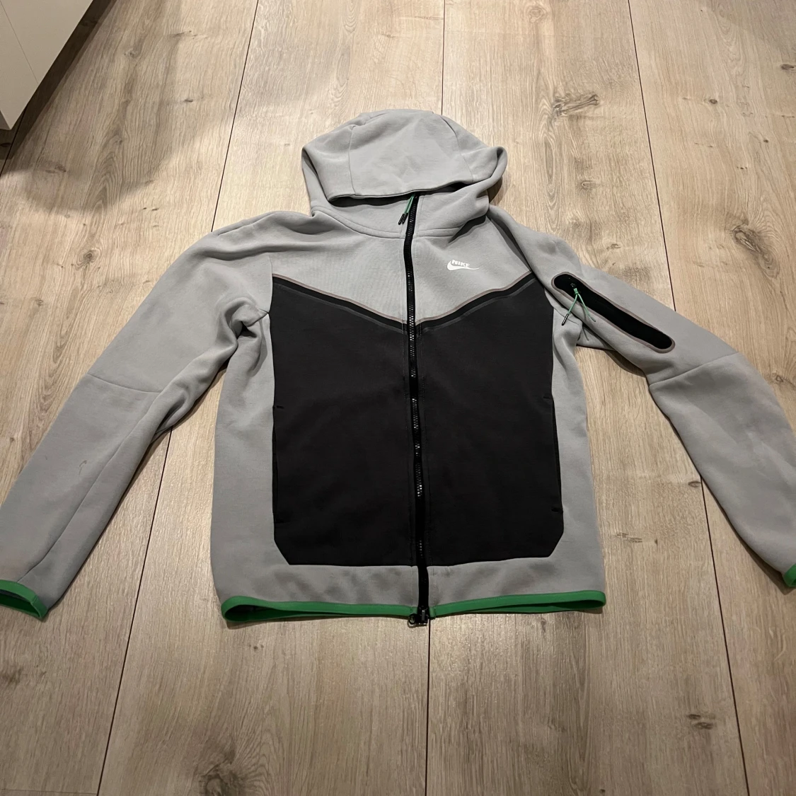 NIKE TECH FLEECE  - 90
