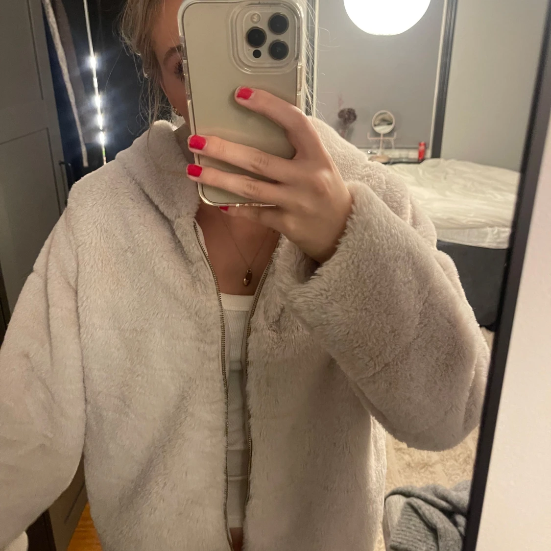 Beige teddyjacka med dragkedja - 93