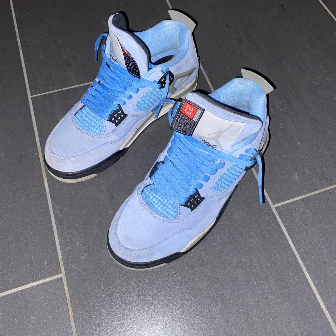 Jordan 4 university blue  - 93