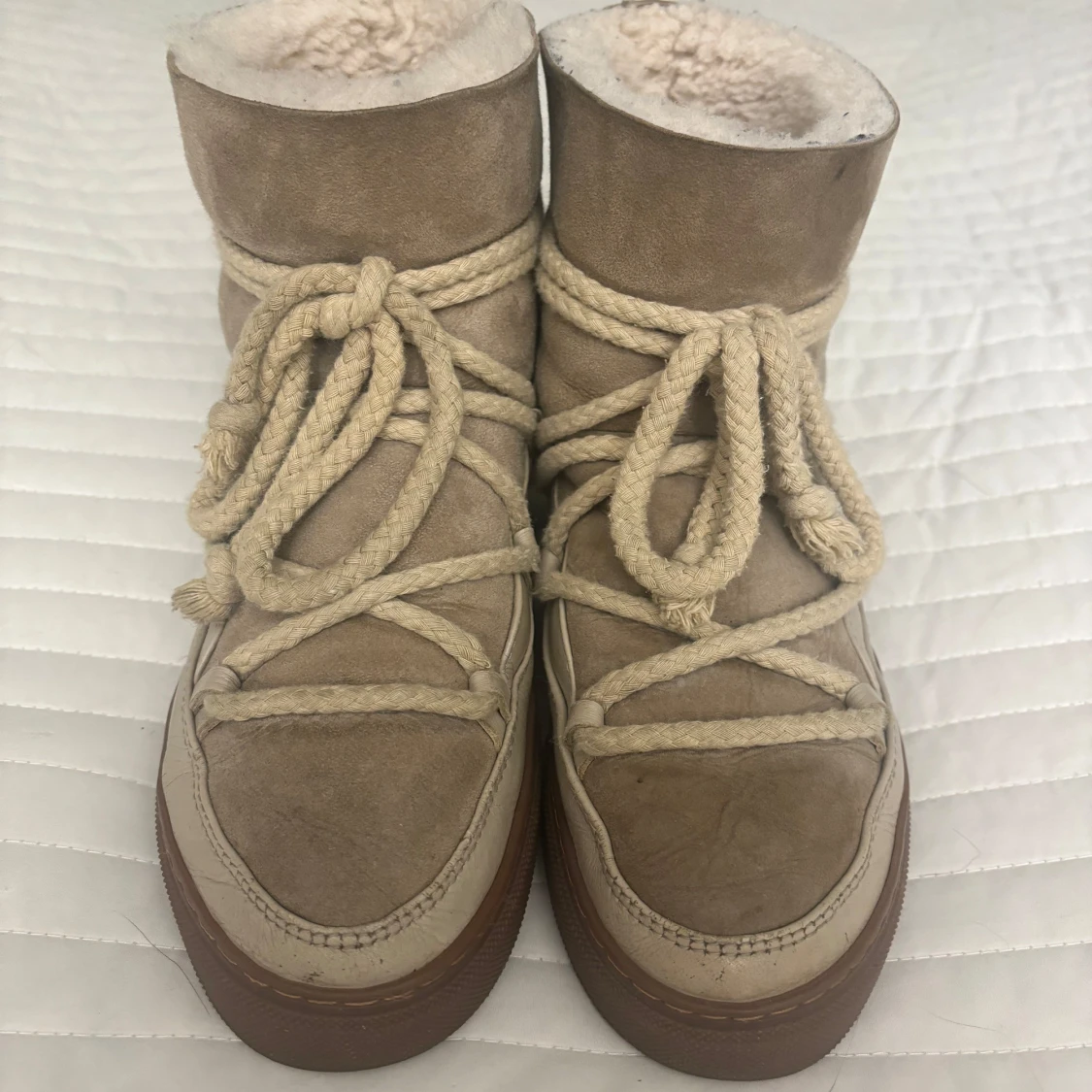 Beige boots från Inuikii - 90
