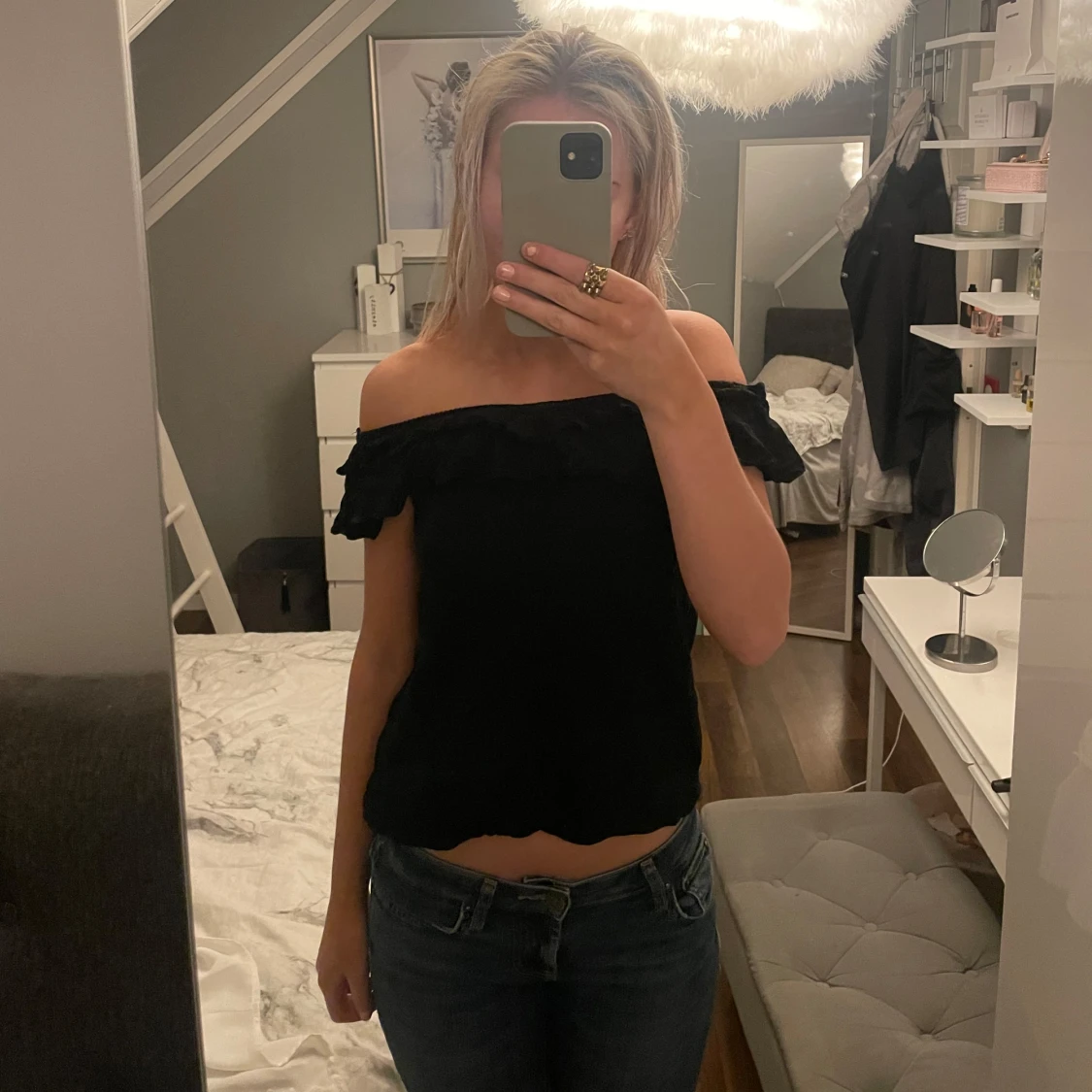 Svart offshoulder topp