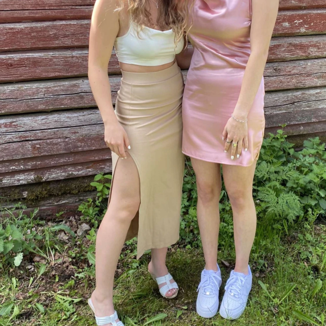 Beige långkjol med slits - 2