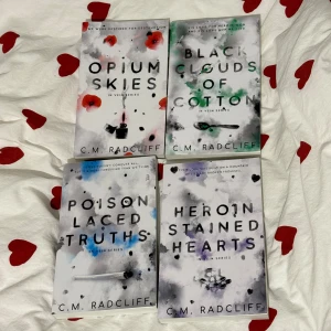 Romance Bokserie  - Oläst nyskick 