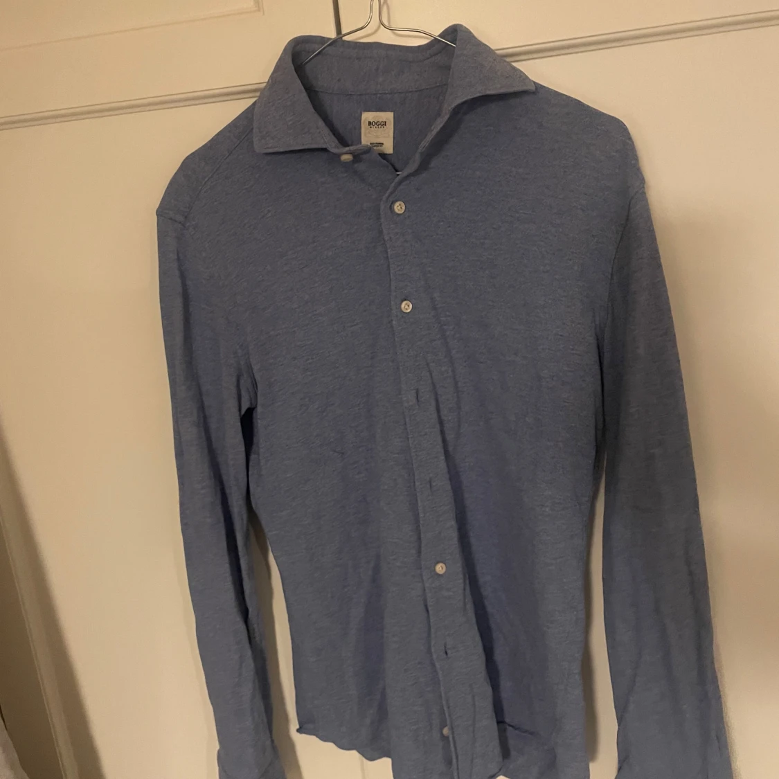 Blå skjorta från Boggi
