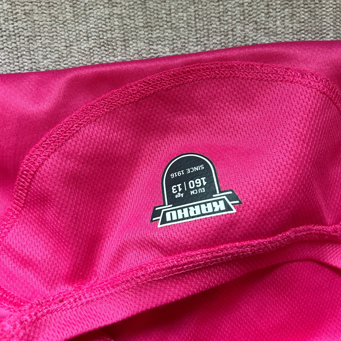 Rosa tränings t-shirt från Karhu - 1