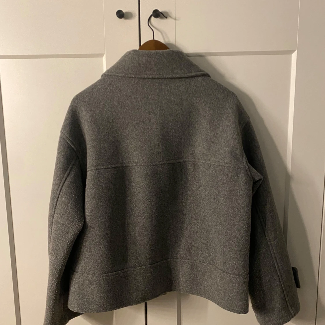 Snygg grå kappa - 1