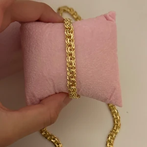 Bismark Armband - Säljer detta Bismark armbandet, aldrig använt. Returstiden gått ut därav säljer jag det. 