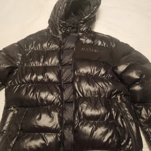 Alessandro Zavetti jacka - I princip nyskick Herr L