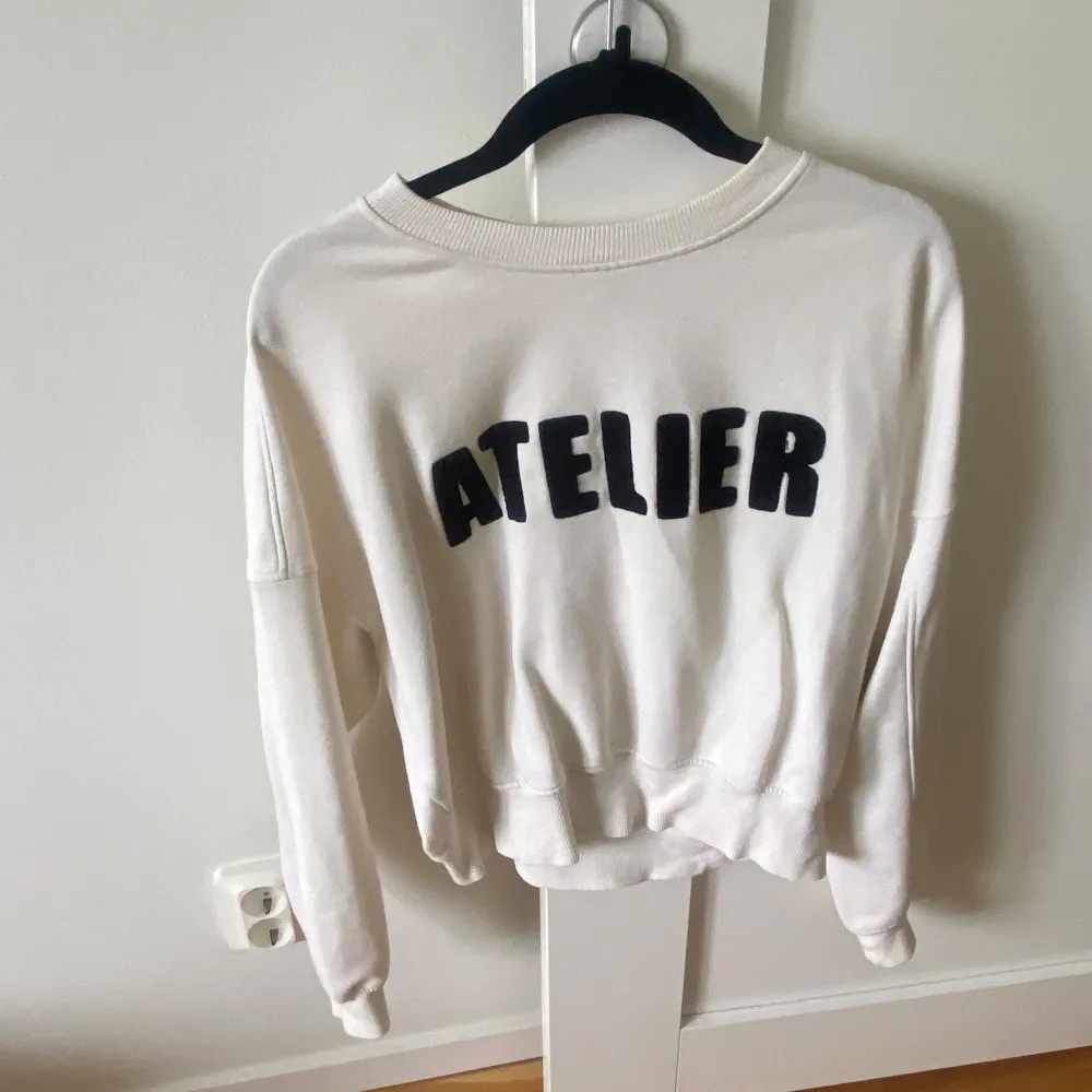 sweatshirt från hm🩷. Neuletakit & Villapaidat.