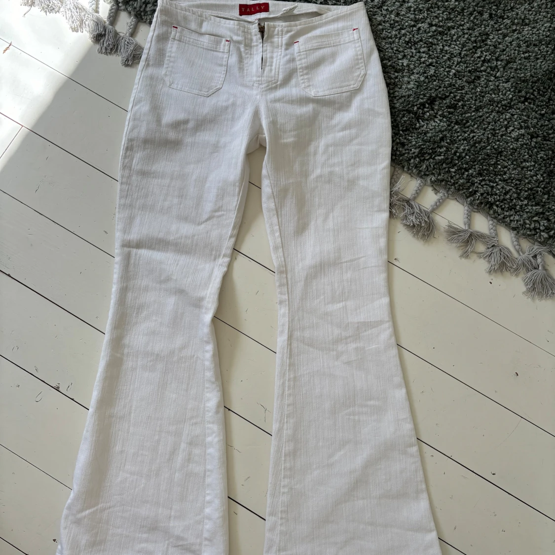 Lågmidjade byxor!! - 91