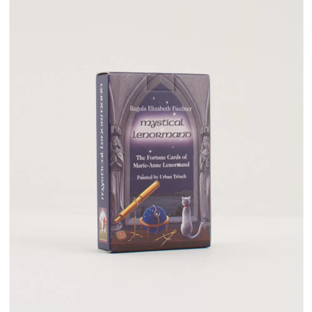 Beautifully designed Lenormand cards for magickal readings. . Böcker.