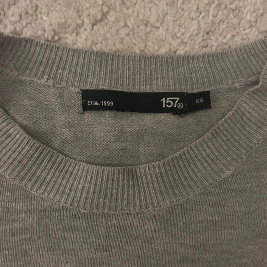 Grå tröja från 157 - 1