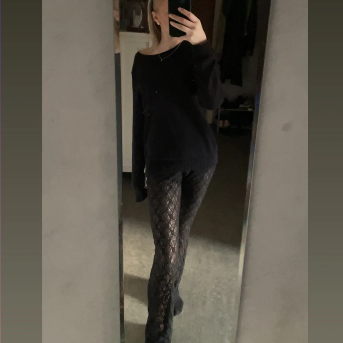 Svarta spetsbyxor
