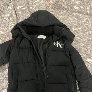 Calvin Klein Jacka - Bra skick, inga större defekter, kan diskutera pris