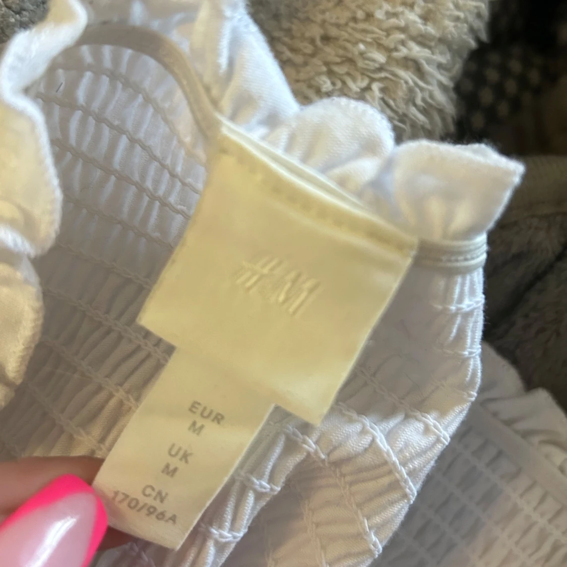 Vit offshoulder topp från H&M - 2