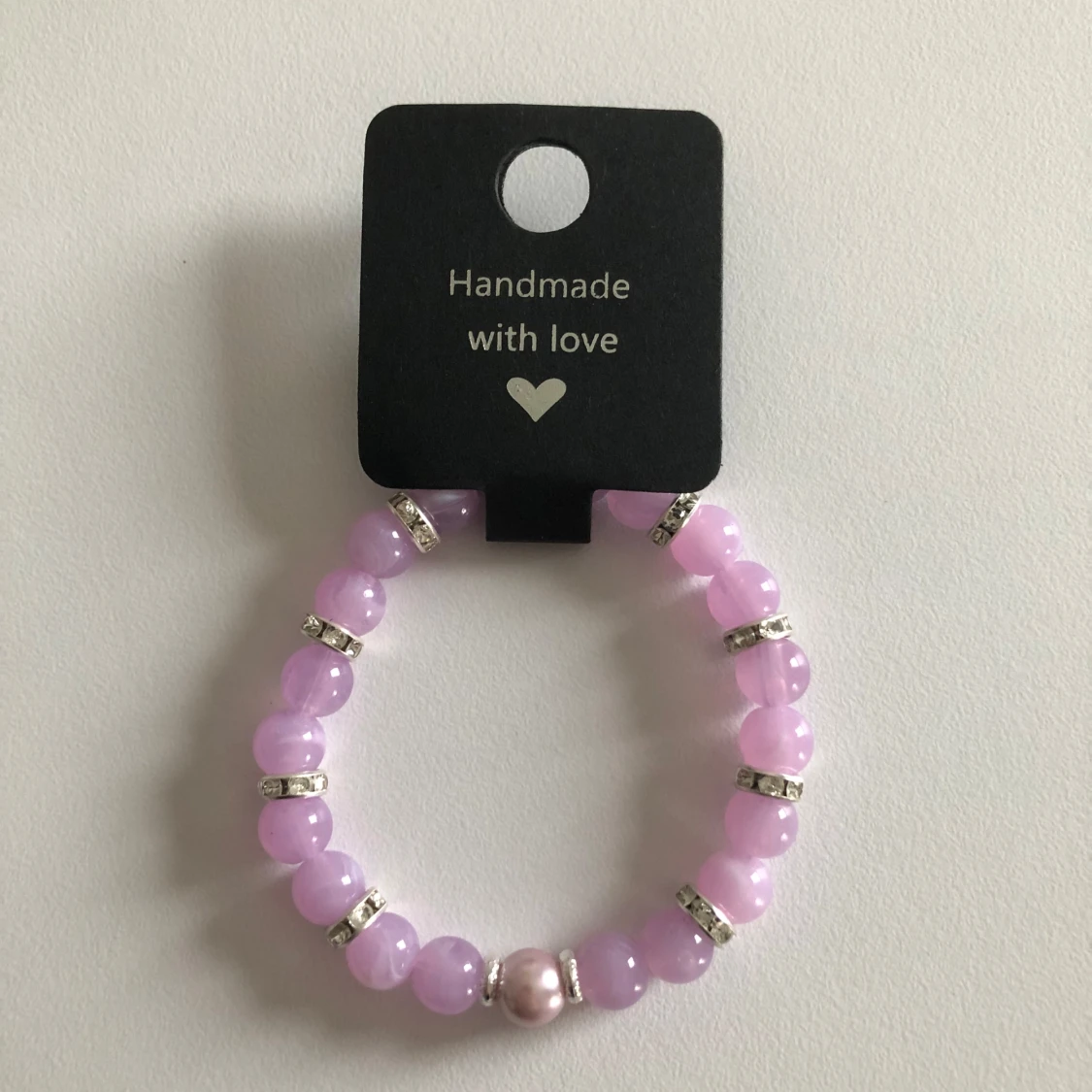 Handgjort lila armband med pärlor - 3