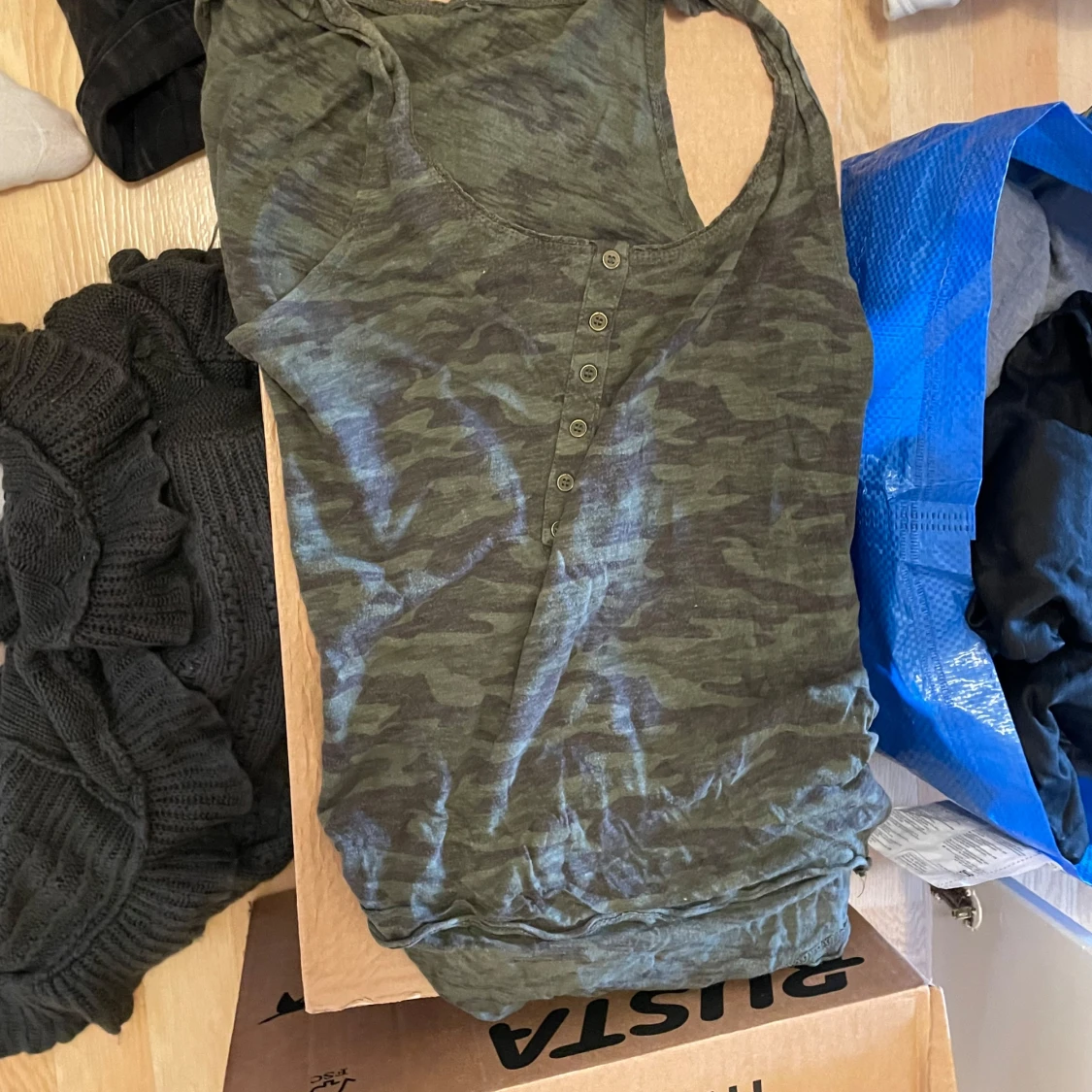 Tröjor/toppar/klänning - 91