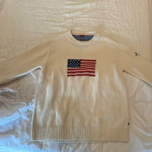 Gant tjocktröja  - Strl XL Passar mig som är L normalt. Utmärkt kvalité, använd fåtal gånger.  100% bomull  