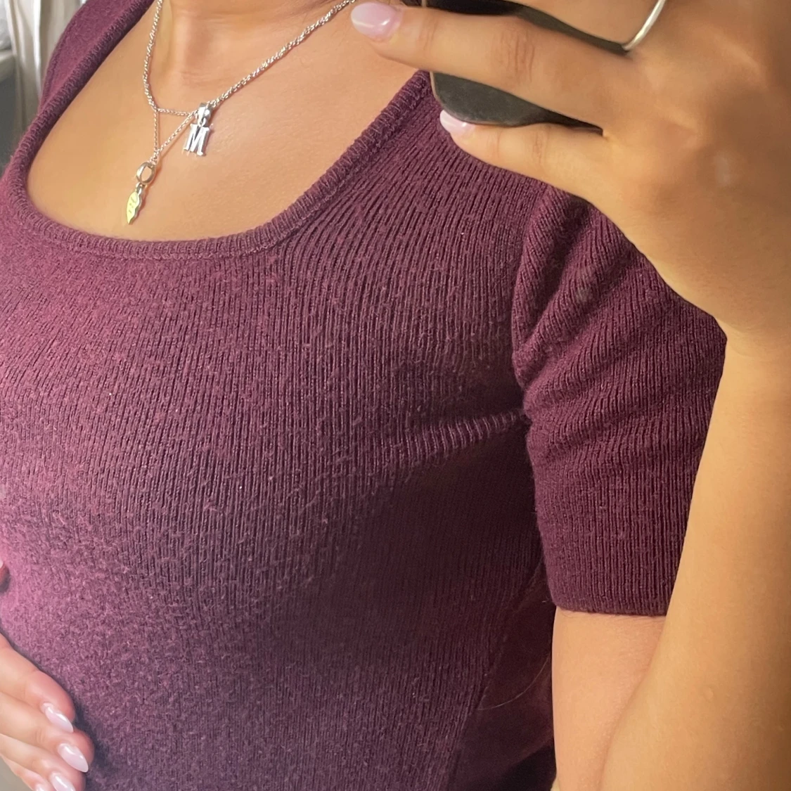 Vinröd tröja - 91
