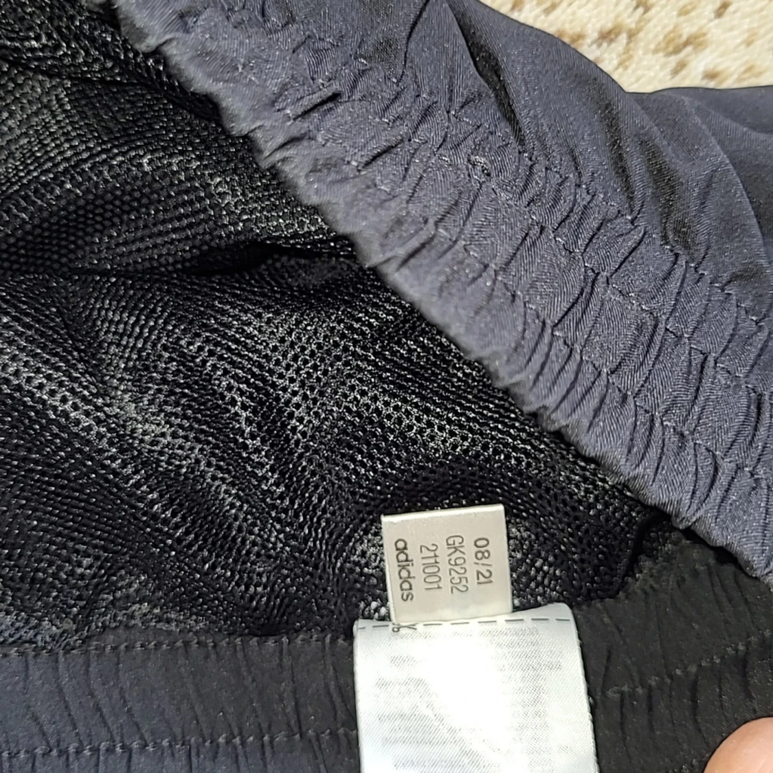 Adidas träning/vindbyxa - 2