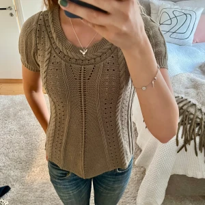 Topp - Super fin topp från Indiska! Kommer tyvärr inte till användning💛