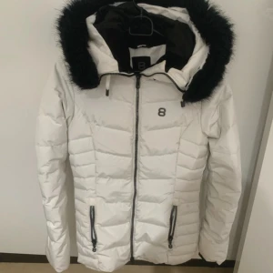 Jacka - Använd den några gånger 