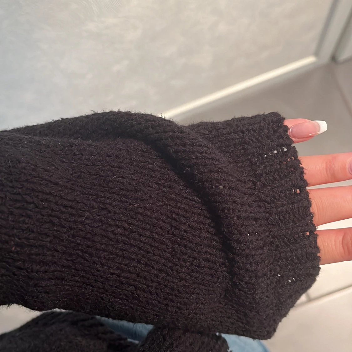 Off shoulder tröja - 90